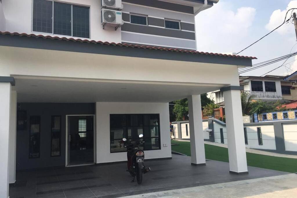 22Pax :Taman Pelangi Party House Nearby Midvelly Villa Johor Bahru Kültér fotó