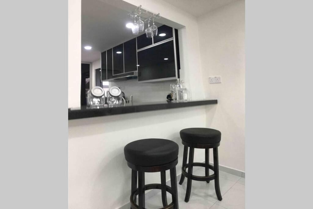 22Pax :Taman Pelangi Party House Nearby Midvelly Villa Johor Bahru Kültér fotó