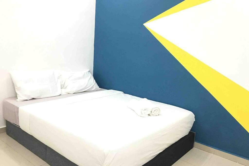 22Pax :Taman Pelangi Party House Nearby Midvelly Villa Johor Bahru Kültér fotó